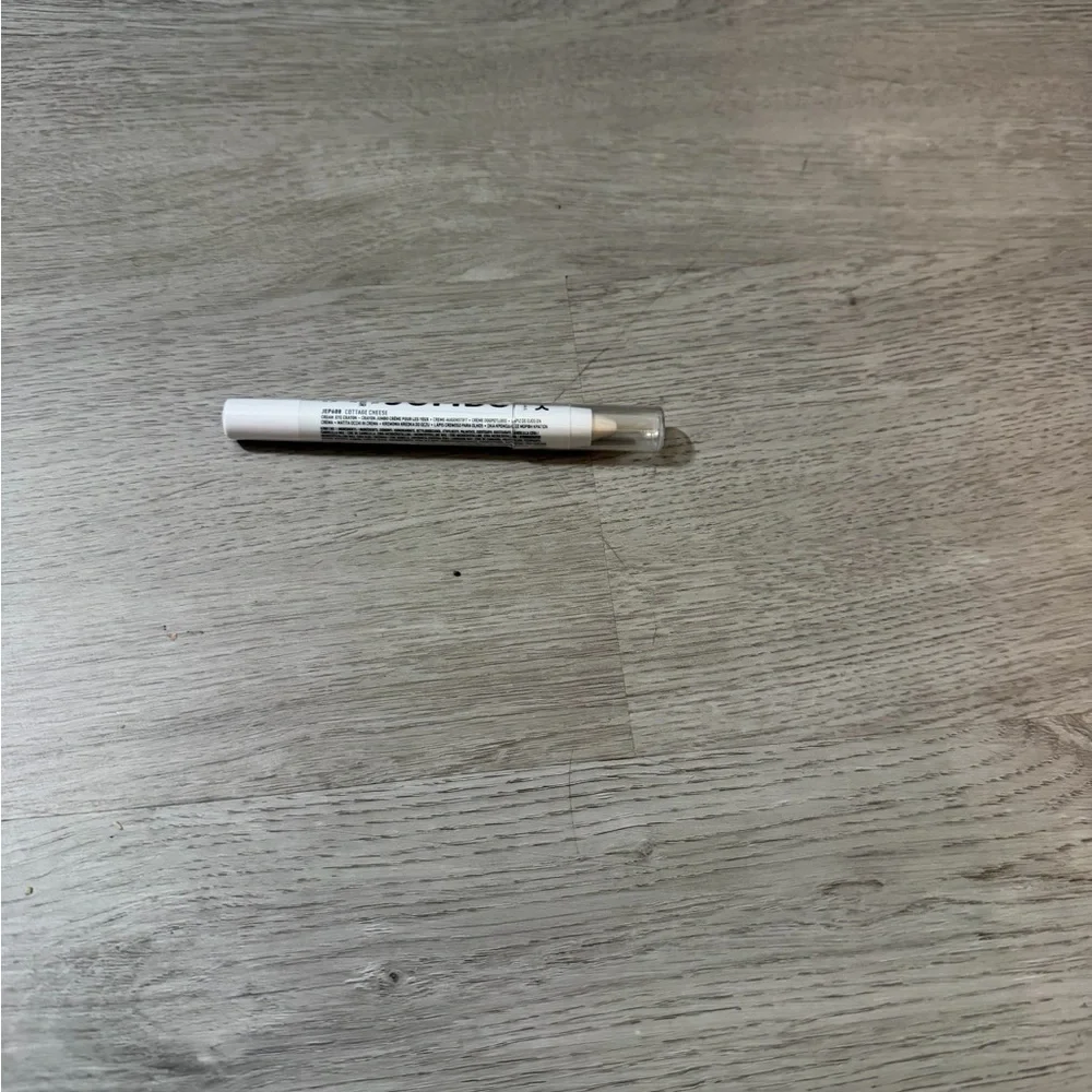NEW NYX Jumbo Eye Pencil in Crisp White